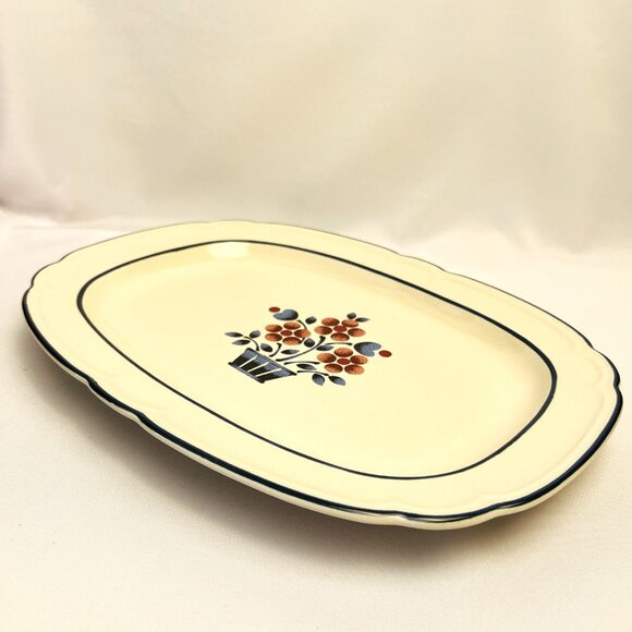 Hearthside Vintage Serving Platter Brambleberry Cumberland 1970s Floral 12" - Picture 3 of 9